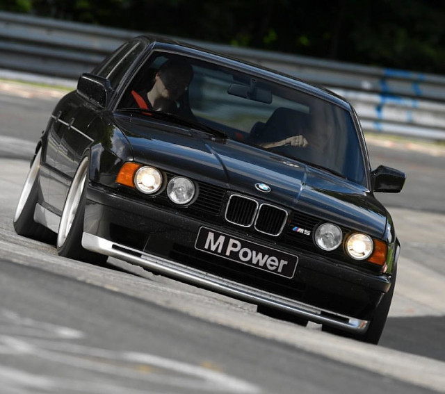 BMW M5 E34 WINKELHOCK EDITION-1