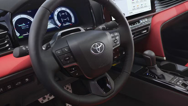 Toyota интериор