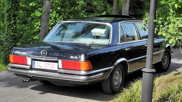 Mercedes 450 SEL