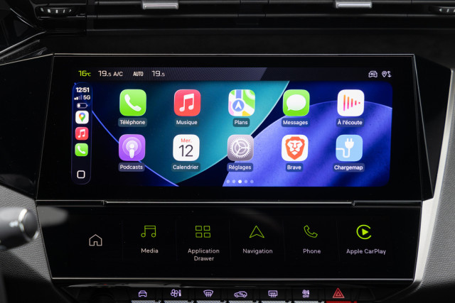 Peugeot 308, 2026, тест драйв