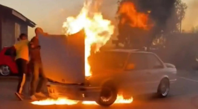 BMW E30 пожар