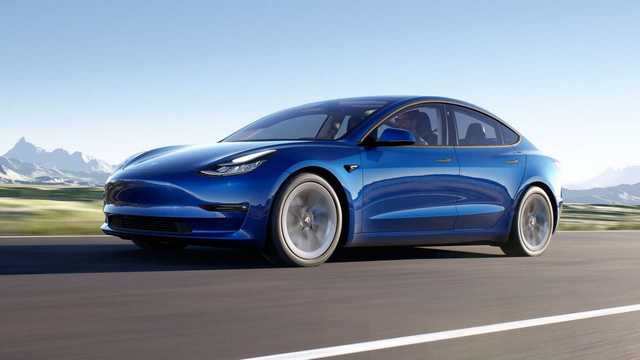 2022-tesla-model-3