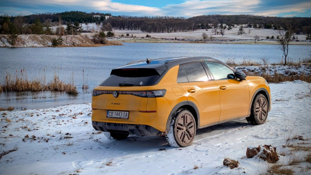 Volkswagen T-Roc 2026, тест драйв, 1.5 TSI MHEV R-Line