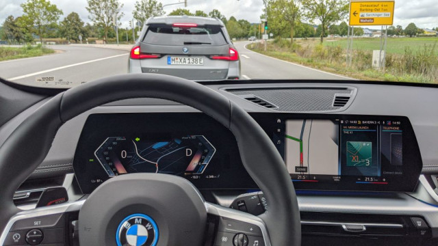 BMW X1 и iX1 тест драйв