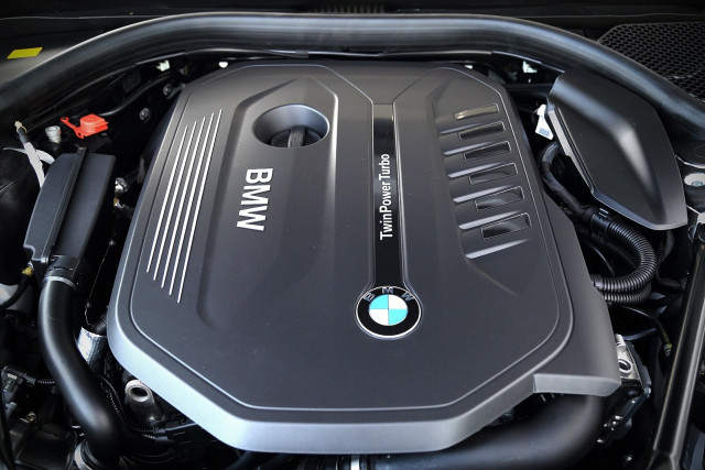 BMW l6