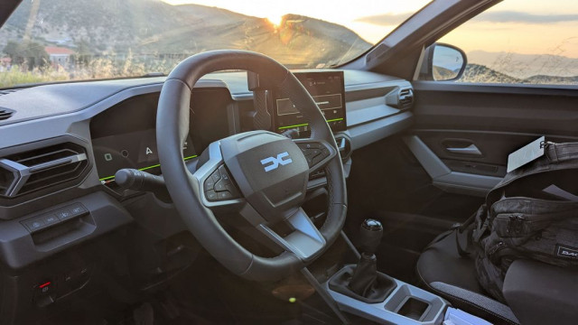 Dacia Bigster Mild Hybrid-G 140, тест драйв