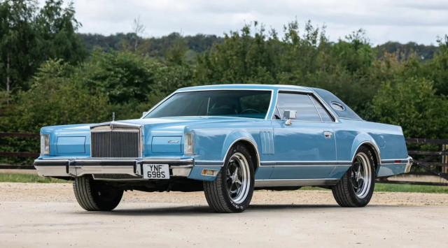 Lincoln Continental Mark V
