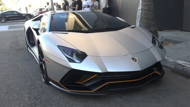 Lamborghini Aventador LP 780-4 Ultimae Roadster