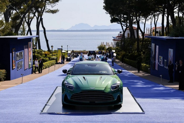 Aston-Martin-DB12-amfAR-Gala-Cannes-3