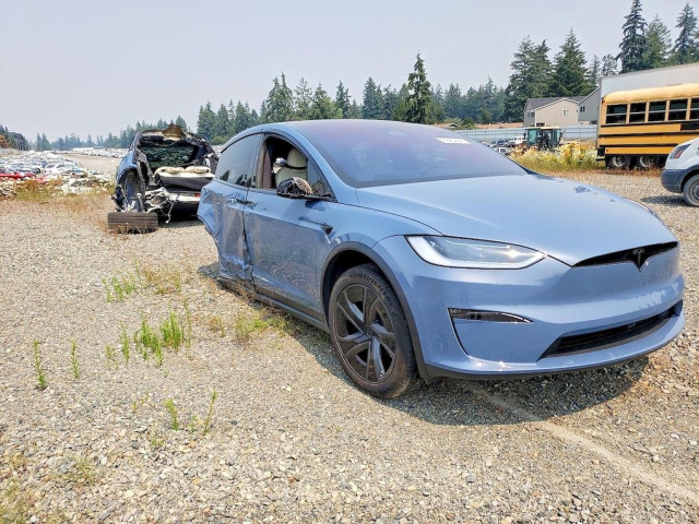 Tesla Model X 