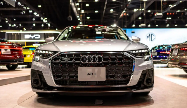 Audi A8