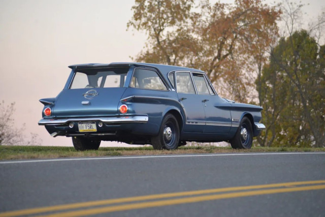 Chrysler Valiant-4