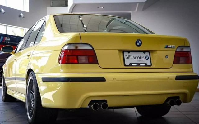 BMW M5 E39