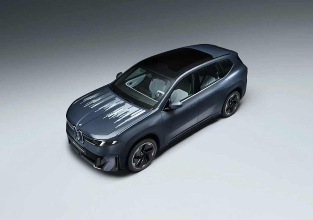 BMW iX3 Flow Edition