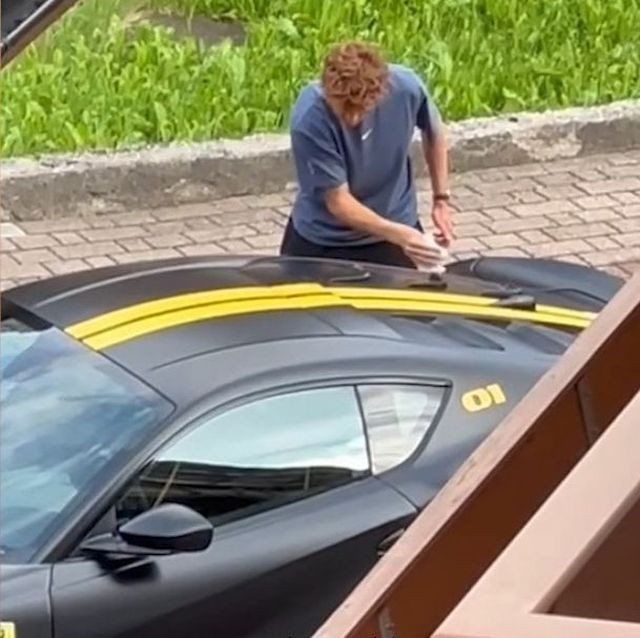 Яник Синер, Ferrari 812 Competizione