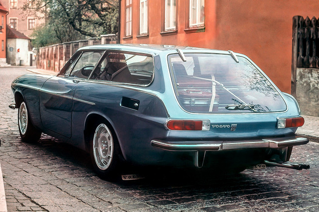Volvo P1800ES, 1972 г.jpg