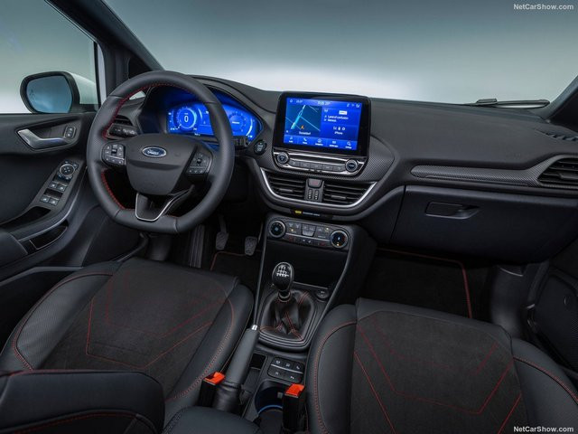 Ford-Fiesta-2022-1024-09