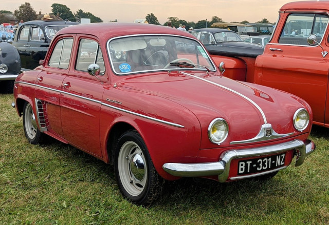 Renault Dauphine 