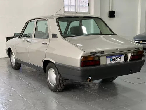 Renault 12