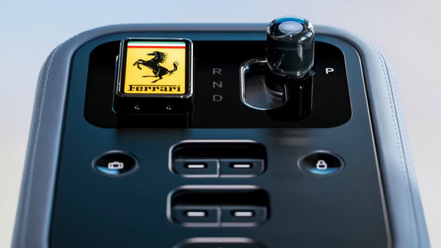 ferrari luce скоростен лост 