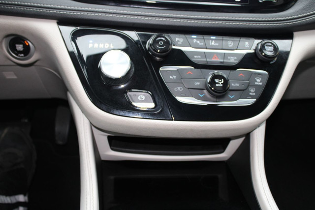 Chrysler Pacifica копче за предавки