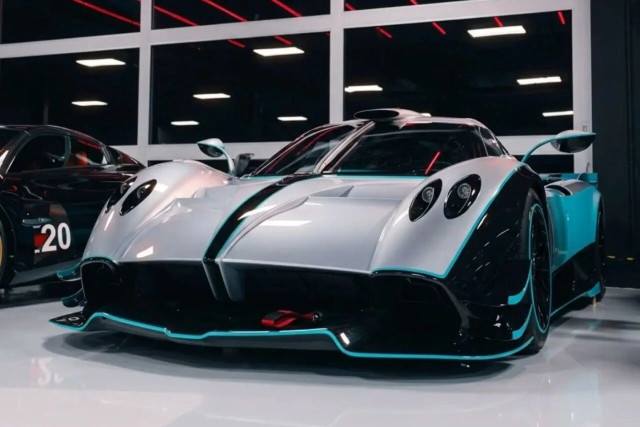 Pagani Huayra R Evo Roadster 