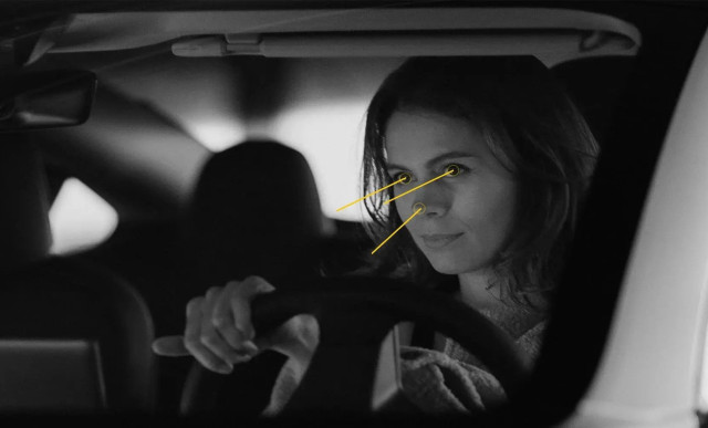 Advanced Driver Distraction Warning
