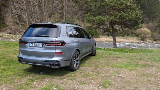 BMW X7 M60i, тест драйв