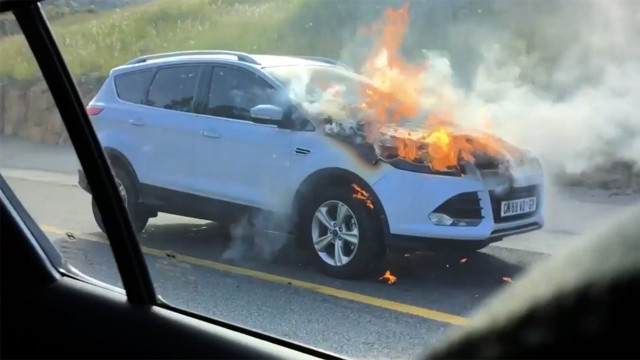 Ford Kuga, пожар, Ecoboost