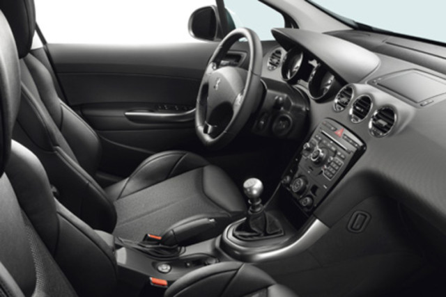 Peugeot 308 sw 1 фаза 2 