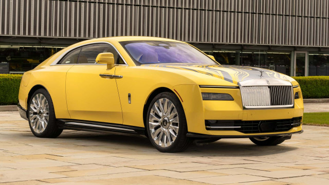 Rolls-Royce Spectre Semaphore