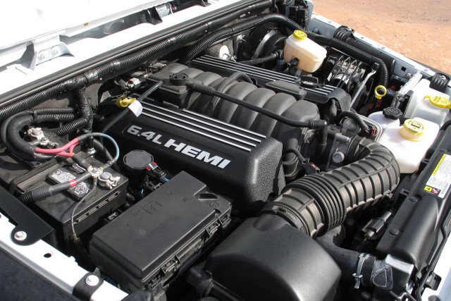 V8 HEMI 