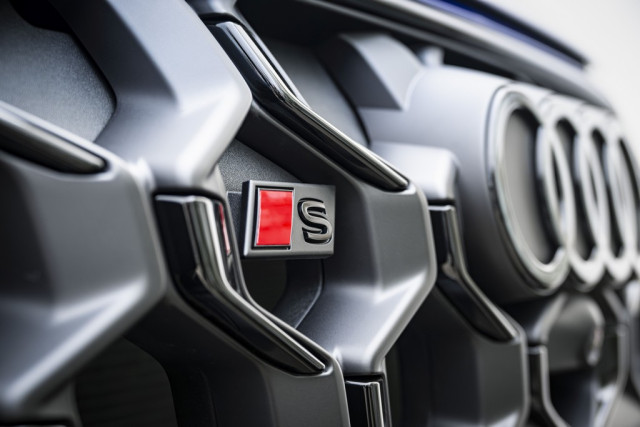 Audi SQ5, 2025, тест драйв