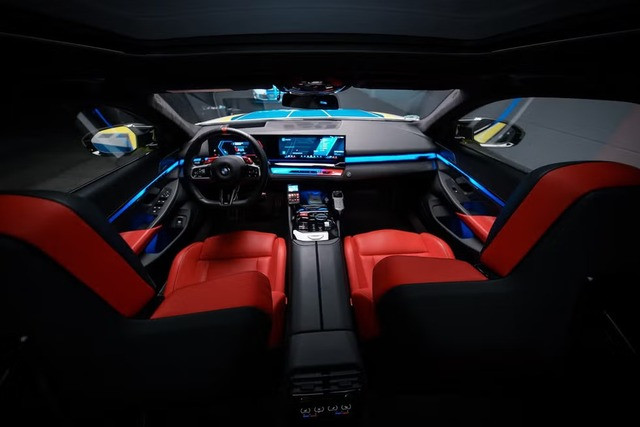 Полицейско BMW M5 Touring 