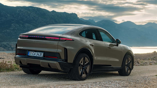 Porsche Cayenne Coupe Electric 
