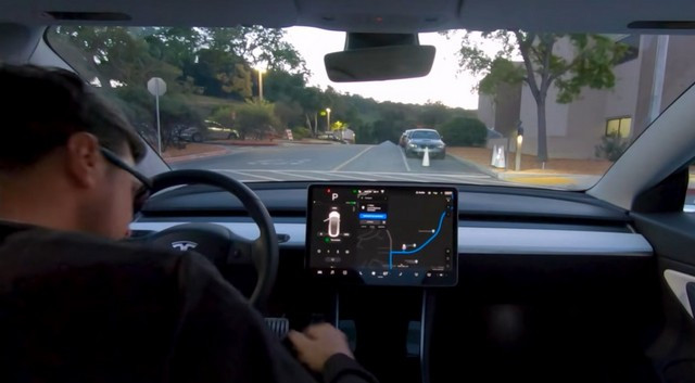 Tesla манипулирано видео-4