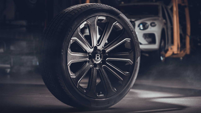 Bentley Bentayga Mulliner 22-инчови колела