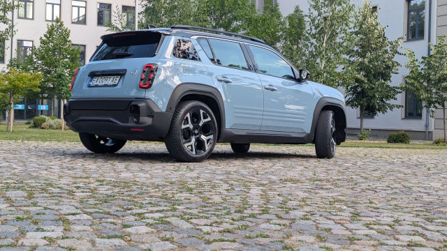 Renault 4, Технологии по мярка, дигитални технологии, Google