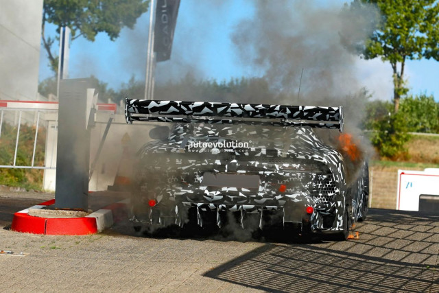 Mercedes-AMG GT пожар