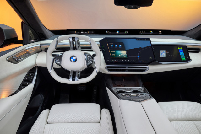 BMW iX5 2026