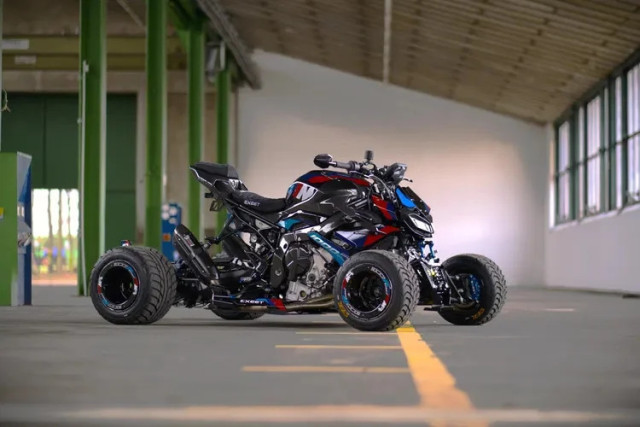 BMW BMW M 1000 R ATV (EXEET MR Competition)