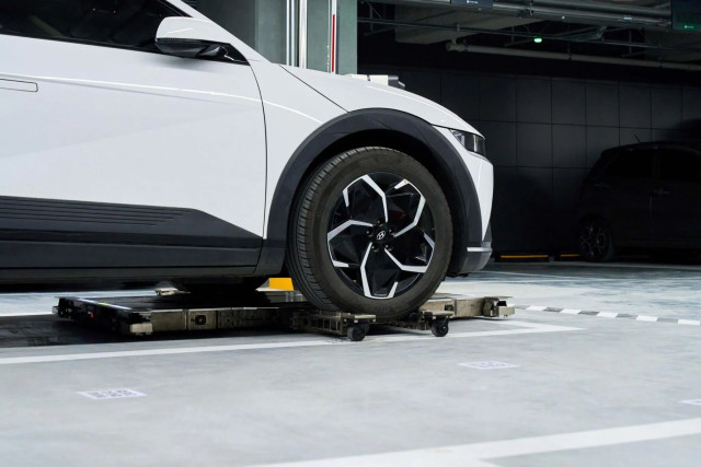 Hyundai роботи
