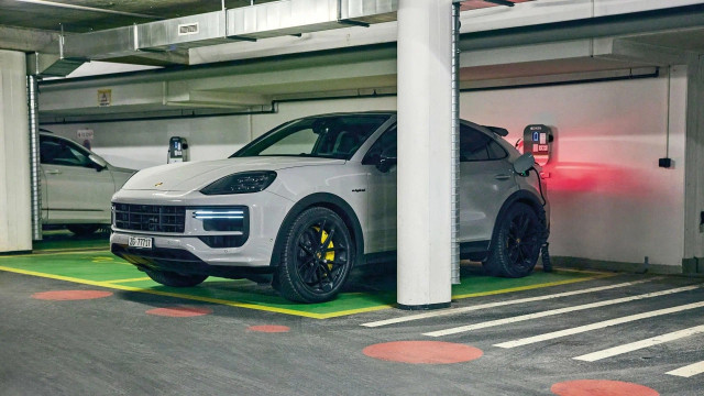 Porsche PHEV