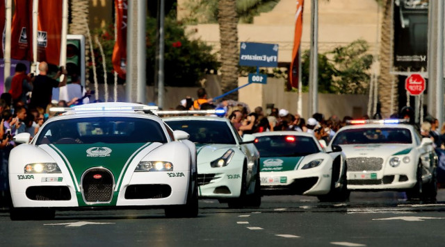 Дубай, суперколи, полиция