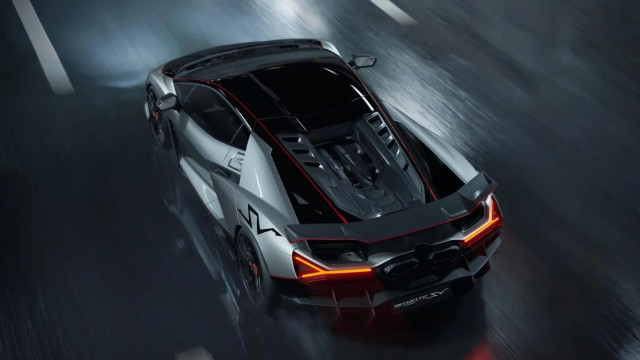 Lamborghini Revuelto SV