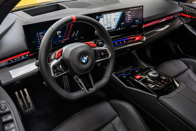 BMW M5 G90 тест драйв