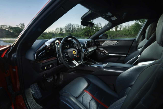 Ferrari Purosangue Handling Speciale