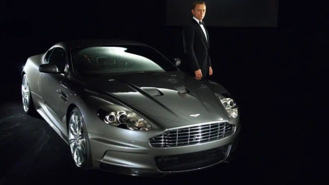 Aston Martin, Джеймс Бонд