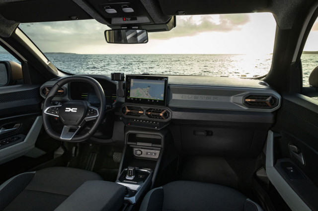 Dacia Duster Hybrid-G 150, 2026, тест драйв