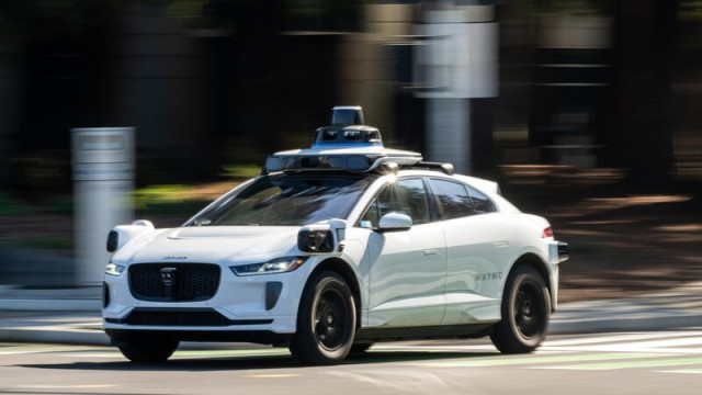 waymo ai самоуправляващ се кола